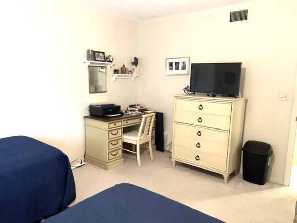 237 High Point Ct W, Delray Beach, FL 33445