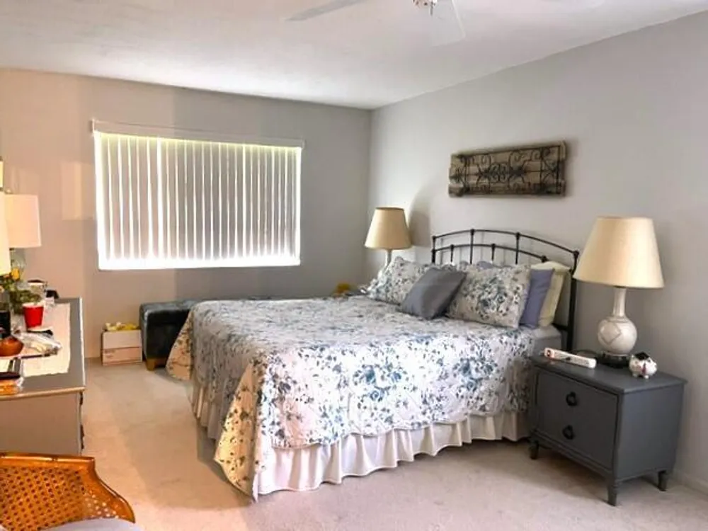 237 High Point Ct W, Delray Beach, FL 33445