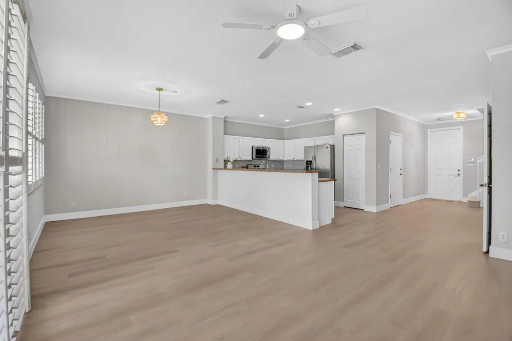 3085 N Evergreen Circle, Boynton Beach, FL 33426