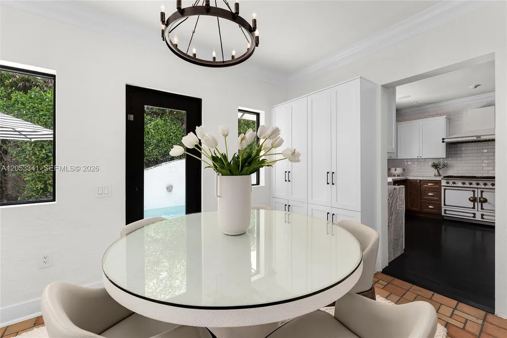 4430 Alton Rd, Miami Beach, FL 33140