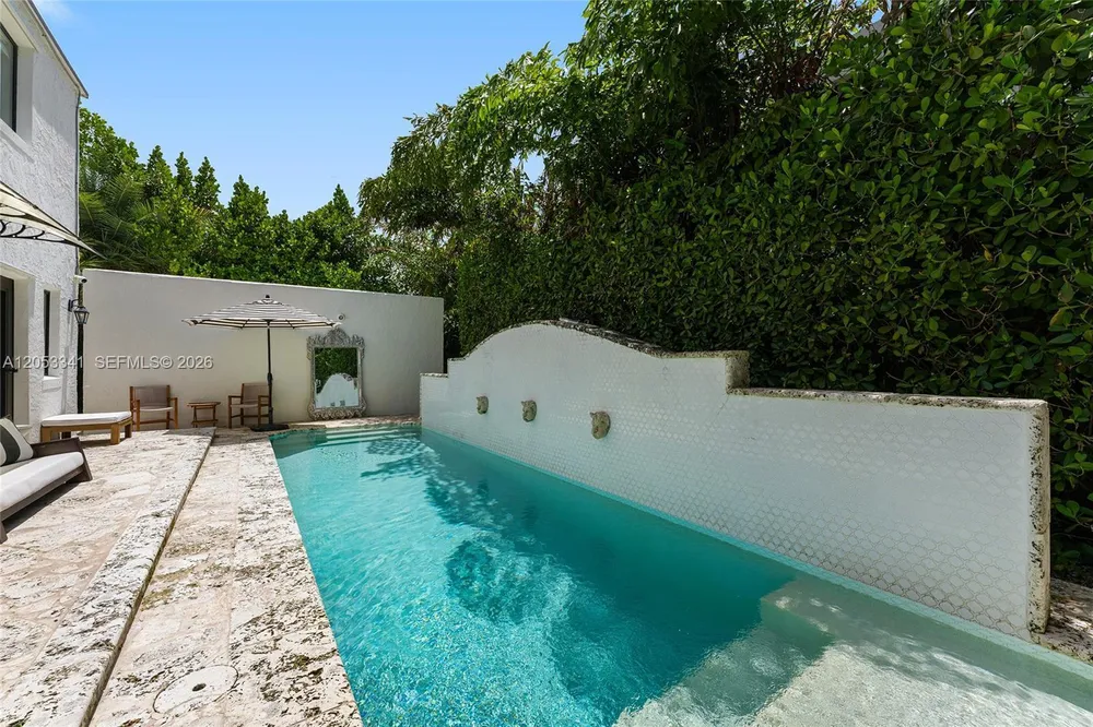 4430 Alton Rd, Miami Beach, FL 33140