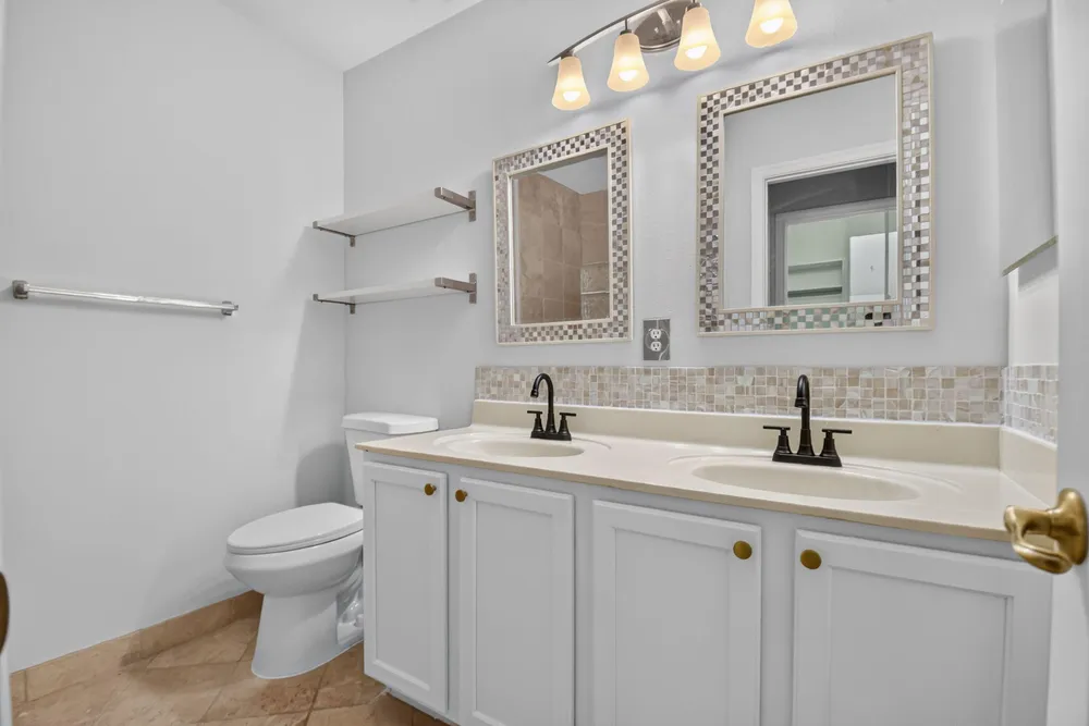 3085 N Evergreen Circle, Boynton Beach, FL 33426