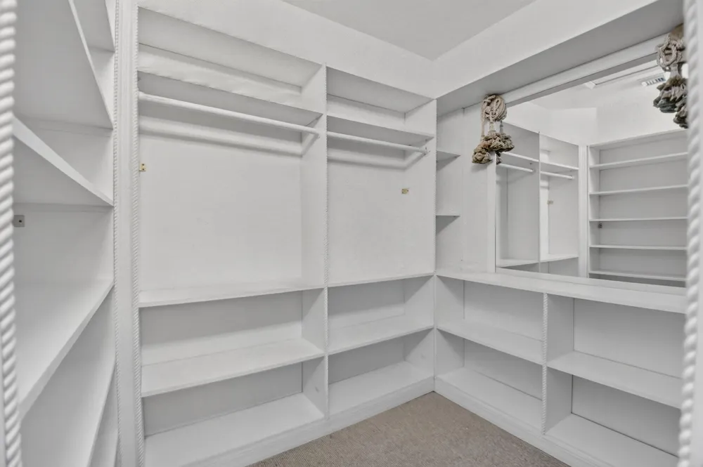 3085 N Evergreen Circle, Boynton Beach, FL 33426