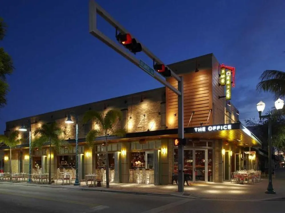 237 High Point Ct W, Delray Beach, FL 33445