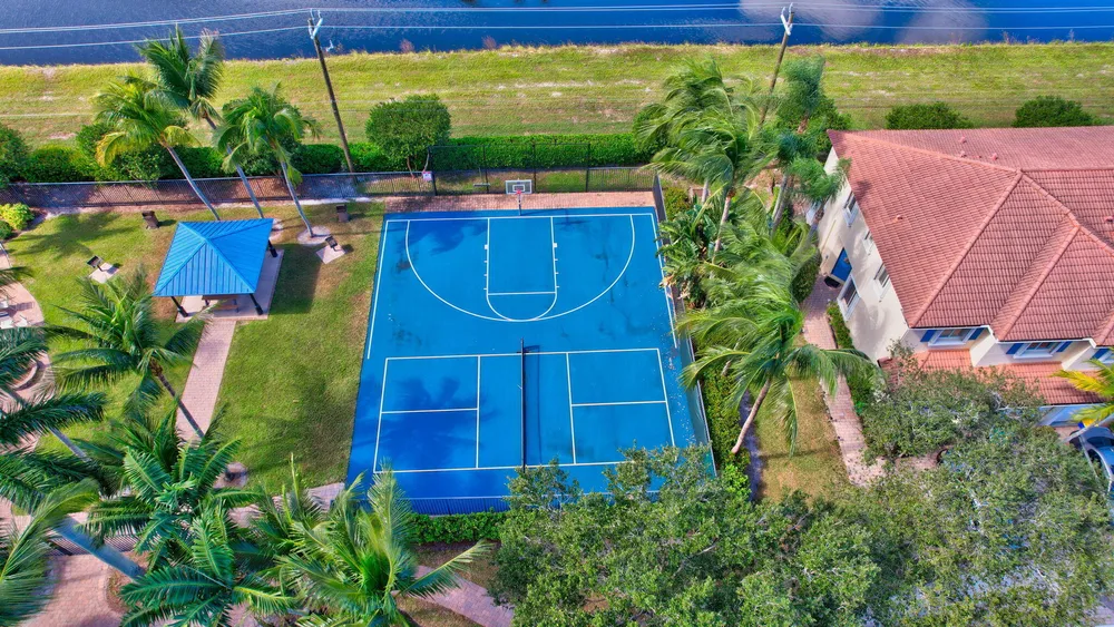 3085 N Evergreen Circle, Boynton Beach, FL 33426