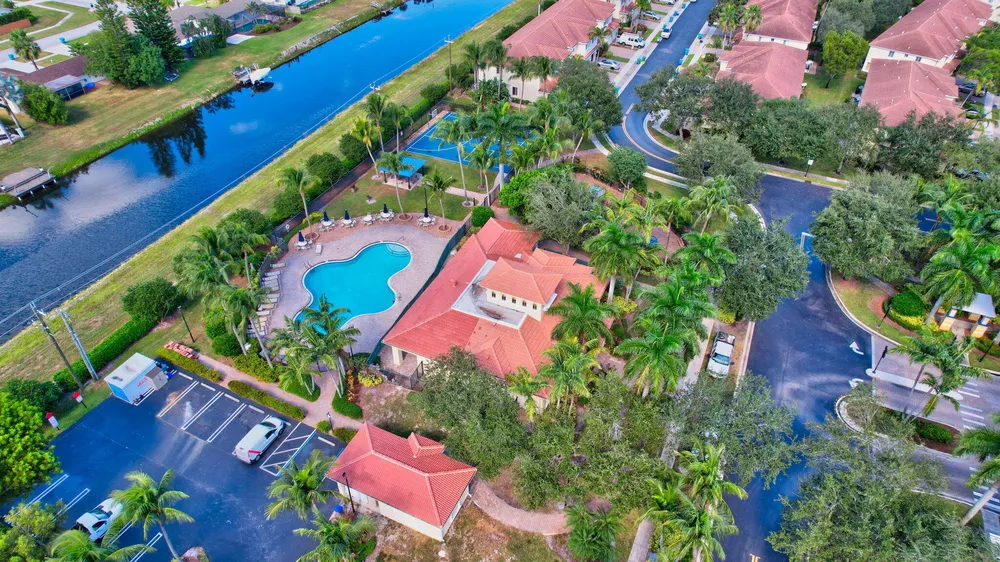 3085 N Evergreen Circle, Boynton Beach, FL 33426