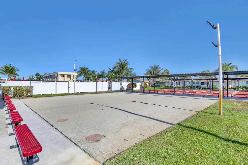 2940 Crosley Dr E, West Palm Beach, FL 33415