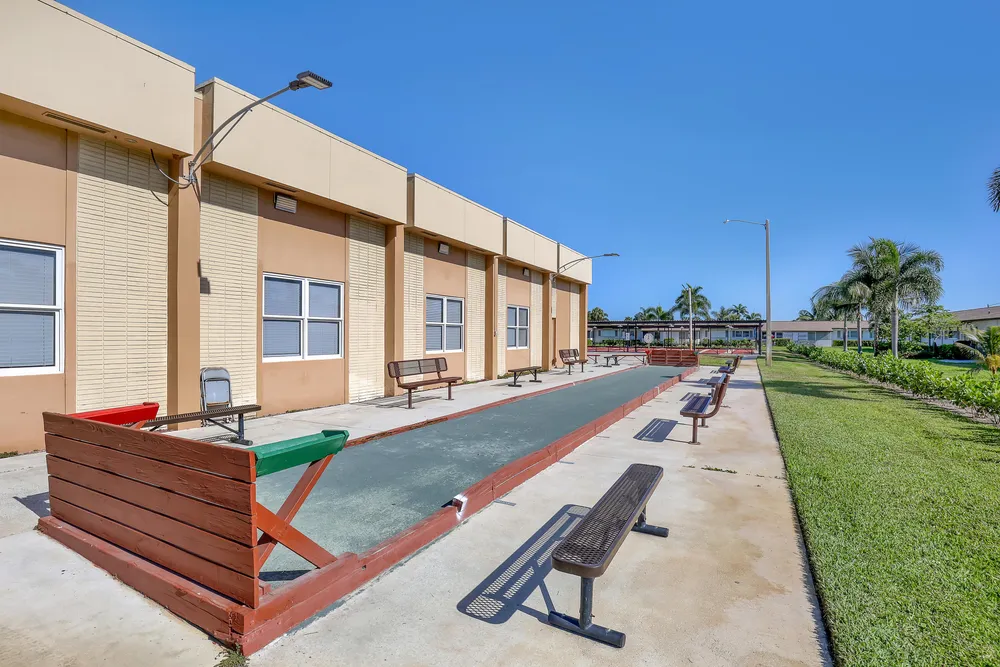 2940 Crosley Dr E, West Palm Beach, FL 33415