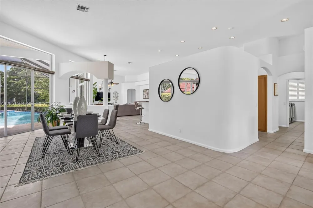 1164 Ginger Circle, Weston, FL 33326