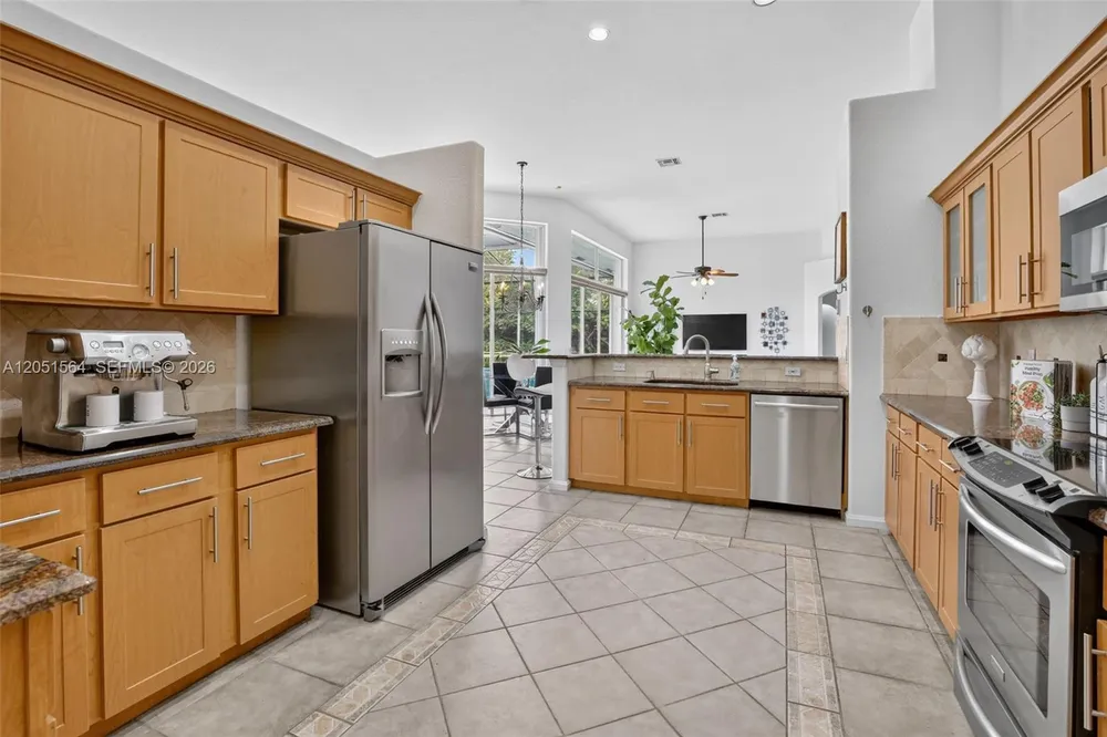 1164 Ginger Circle, Weston, FL 33326