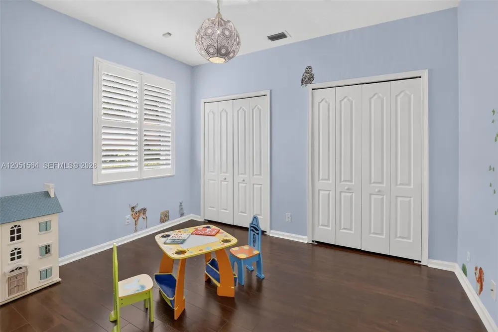 1164 Ginger Circle, Weston, FL 33326
