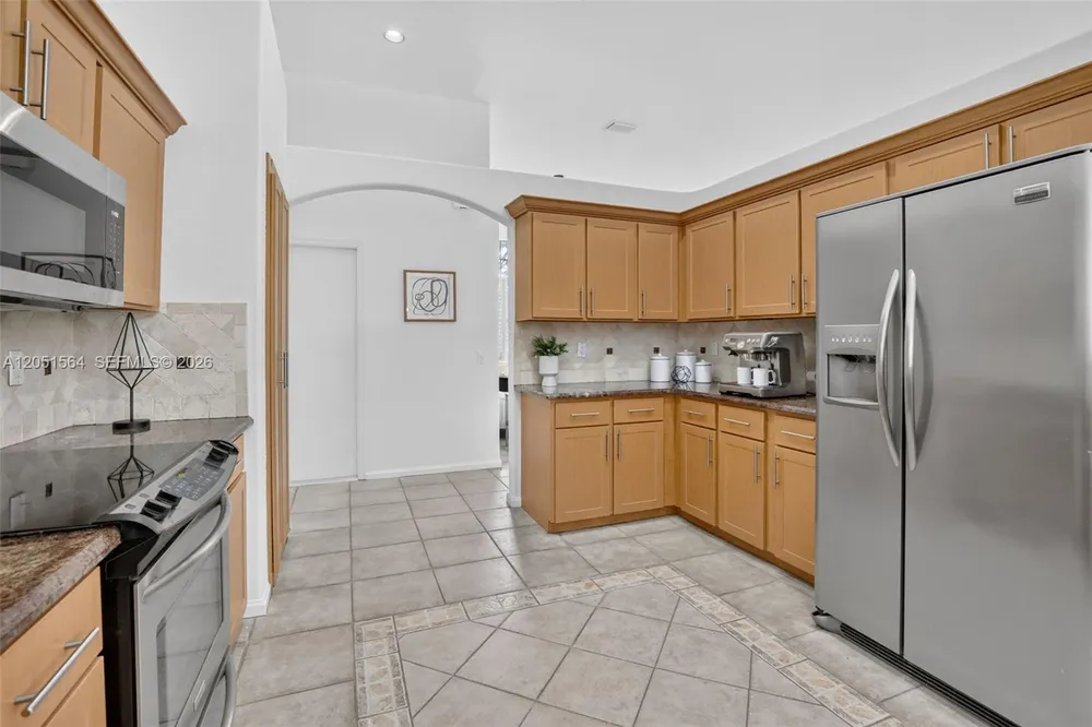 1164 Ginger Circle, Weston, FL 33326