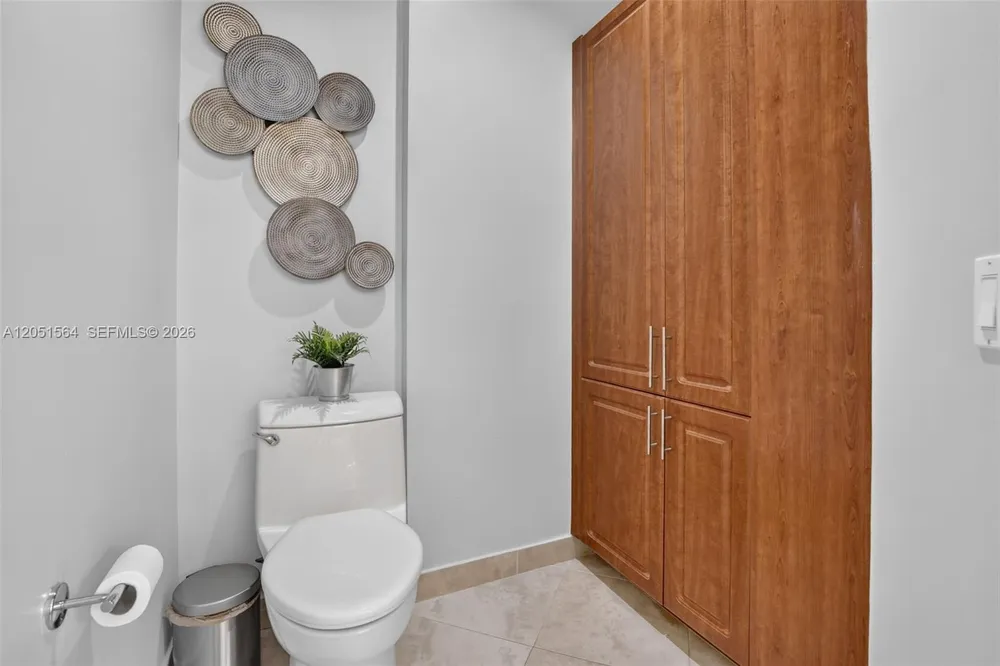 1164 Ginger Circle, Weston, FL 33326