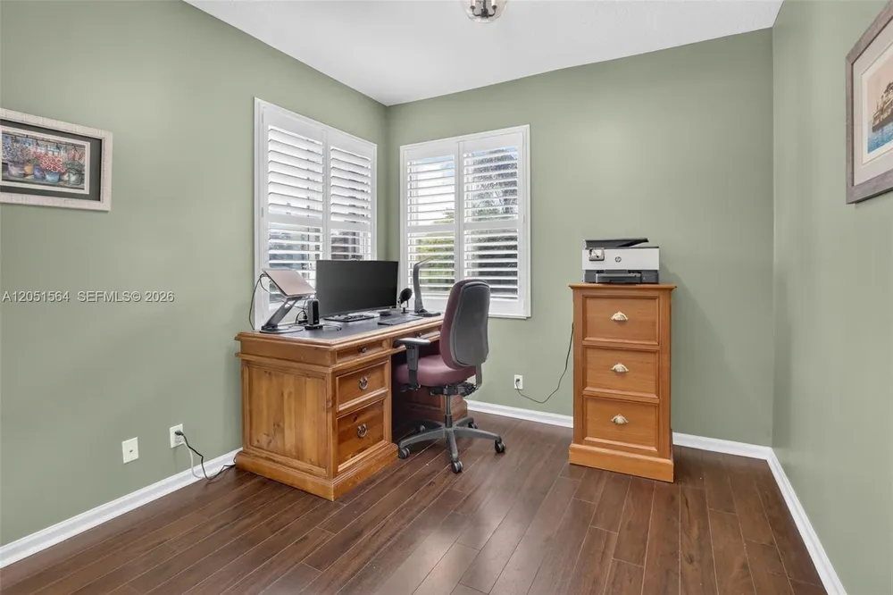 1164 Ginger Circle, Weston, FL 33326