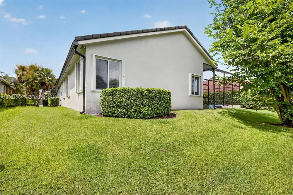 1164 Ginger Circle, Weston, FL 33326