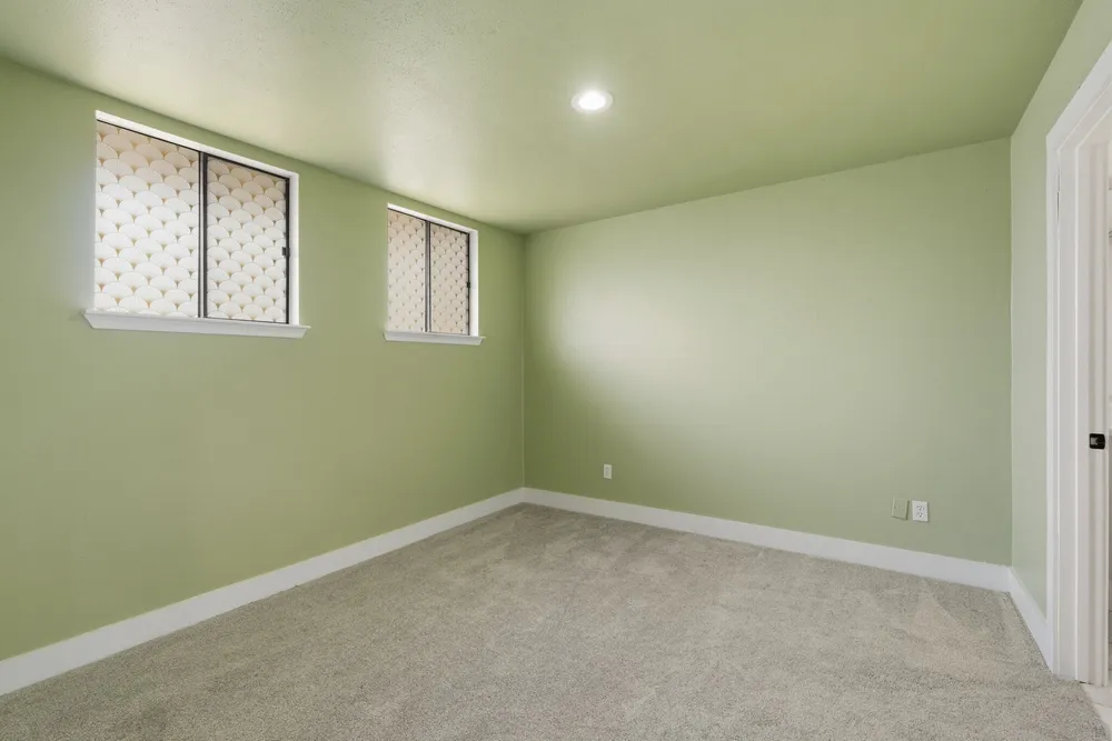 1063 Country Place Dr, Houston, TX 77079
