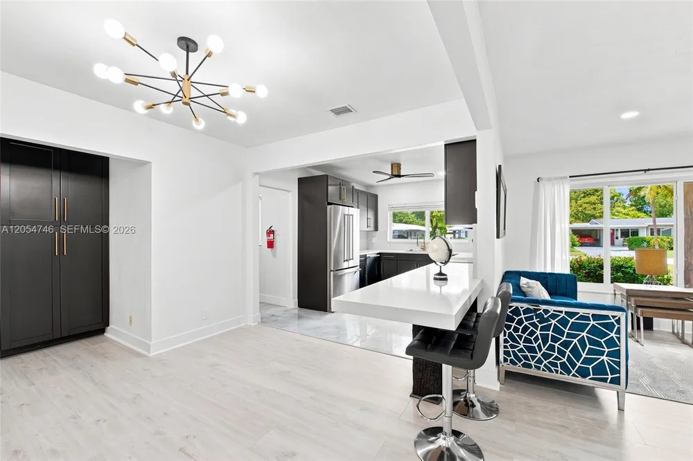 417 NE 11th Ave, Pompano Beach, FL 33060