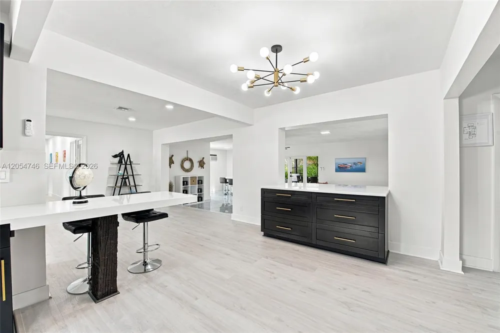 417 NE 11th Ave, Pompano Beach, FL 33060