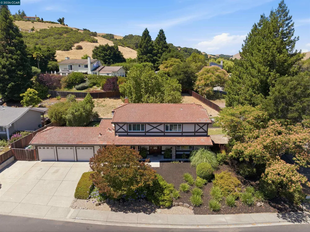 204 Lasso Cir, San Ramon, CA 94583