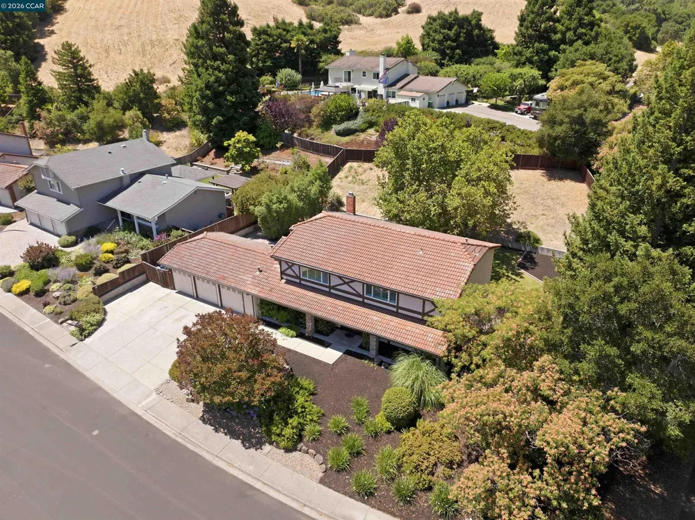 204 Lasso Cir, San Ramon, CA 94583