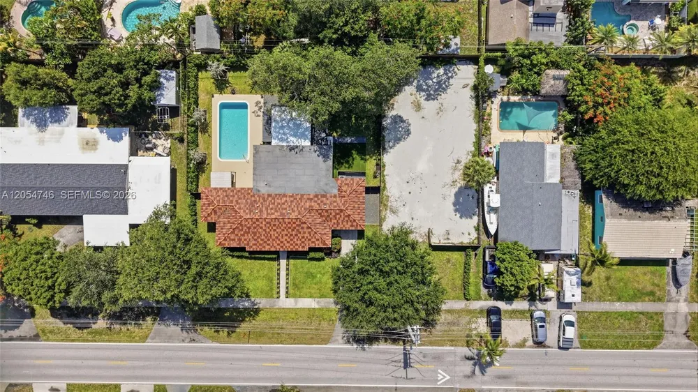 417 NE 11th Ave, Pompano Beach, FL 33060