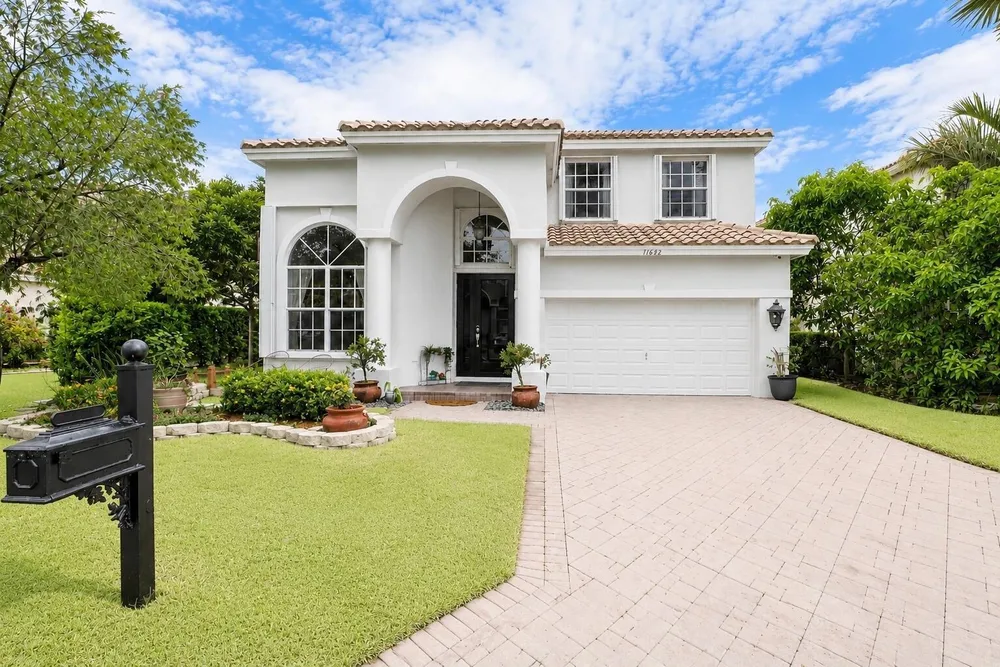 11622 NW 13th Manor, Coral Springs, FL 33071