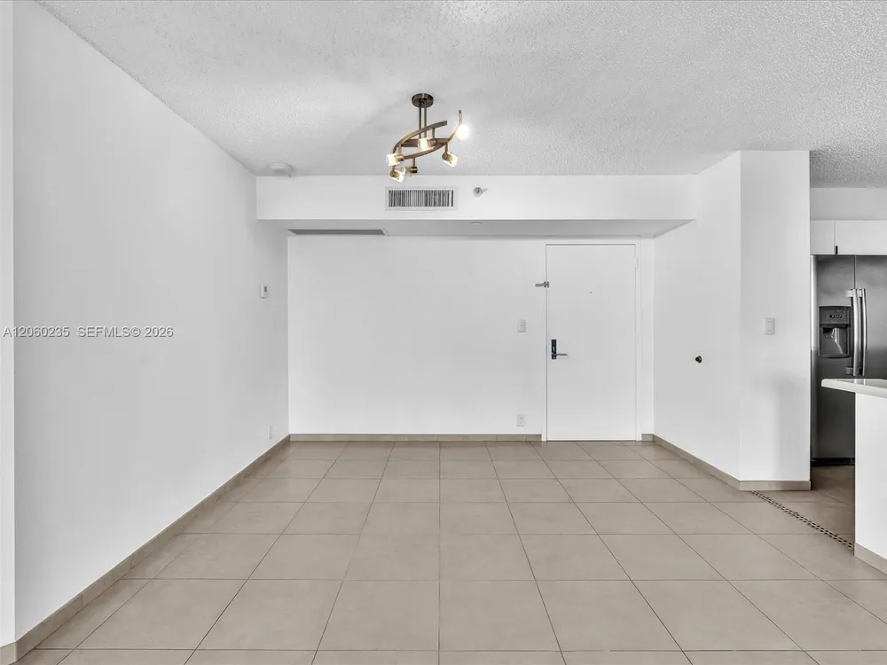 3530 Mystic Pointe Dr, Aventura, FL 33180
