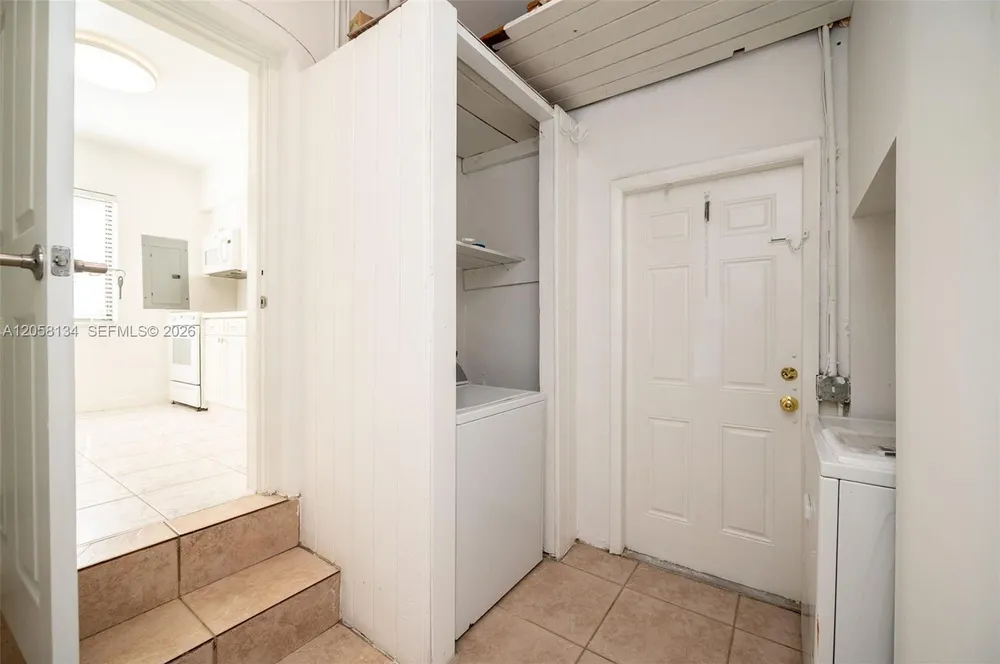 2340 SW 16th St, Miami, FL 33145