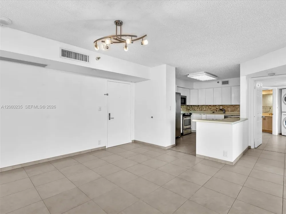 3530 Mystic Pointe Dr, Aventura, FL 33180