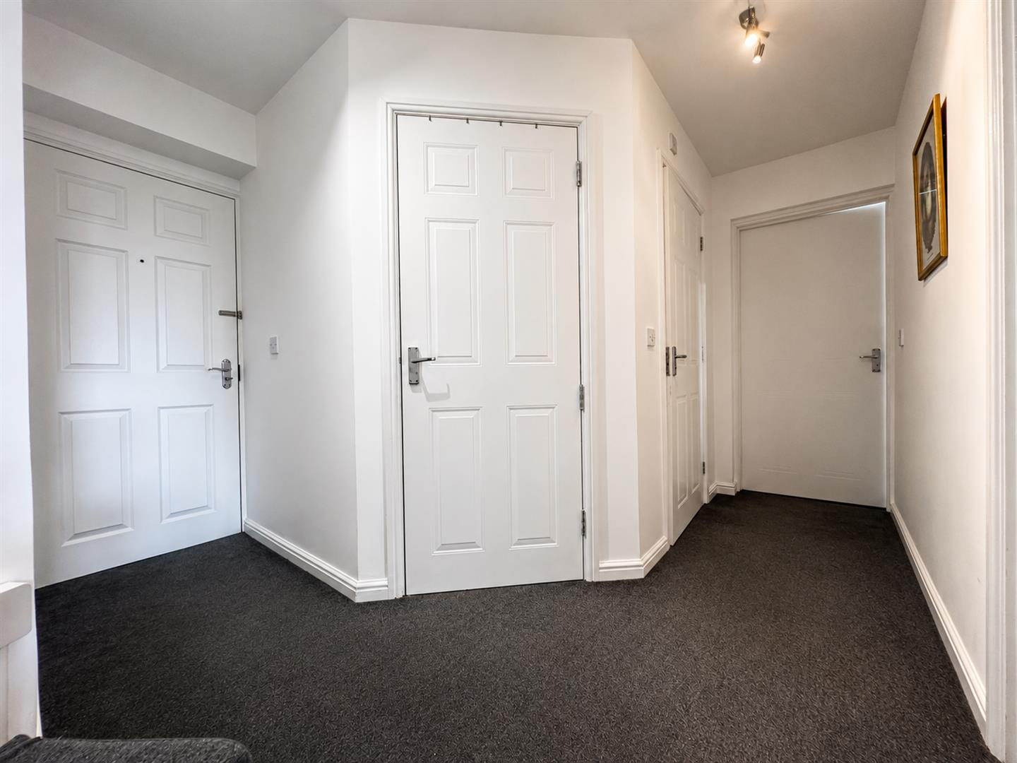 Holyhead Mews, Cippenham Image 5