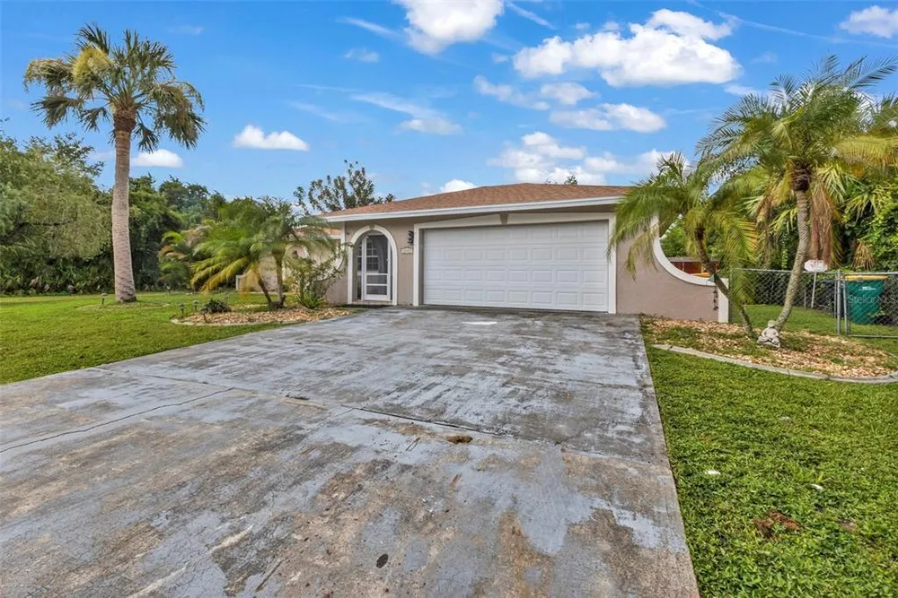 18577 Jay Ave, Port Charlotte, FL 33948