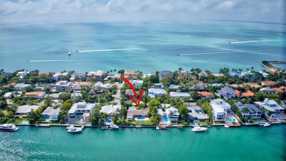 631 N Mashta Dr, Key Biscayne, FL 33149