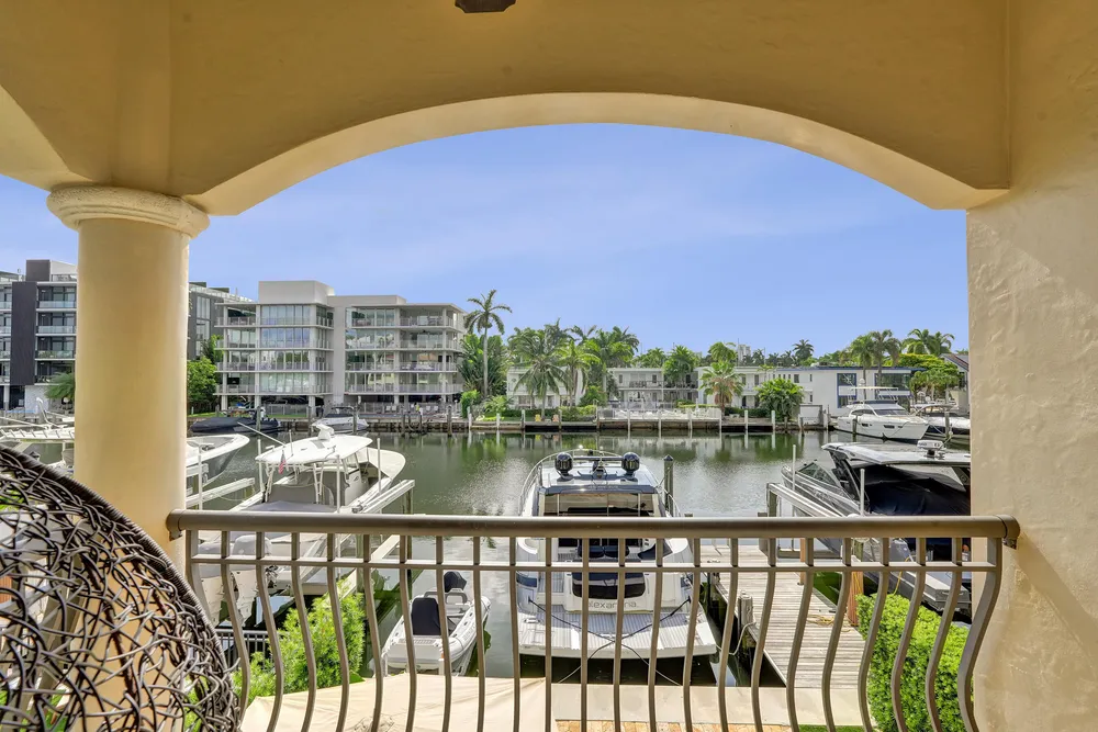 210 Hendricks Isle, Fort Lauderdale, FL 33301