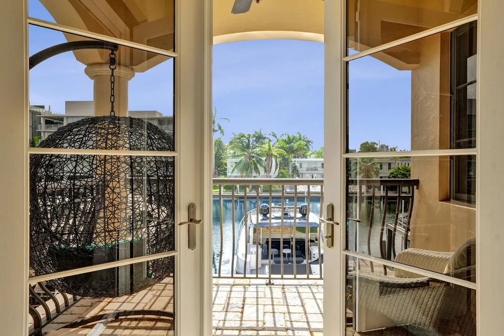 210 Hendricks Isle, Fort Lauderdale, FL 33301