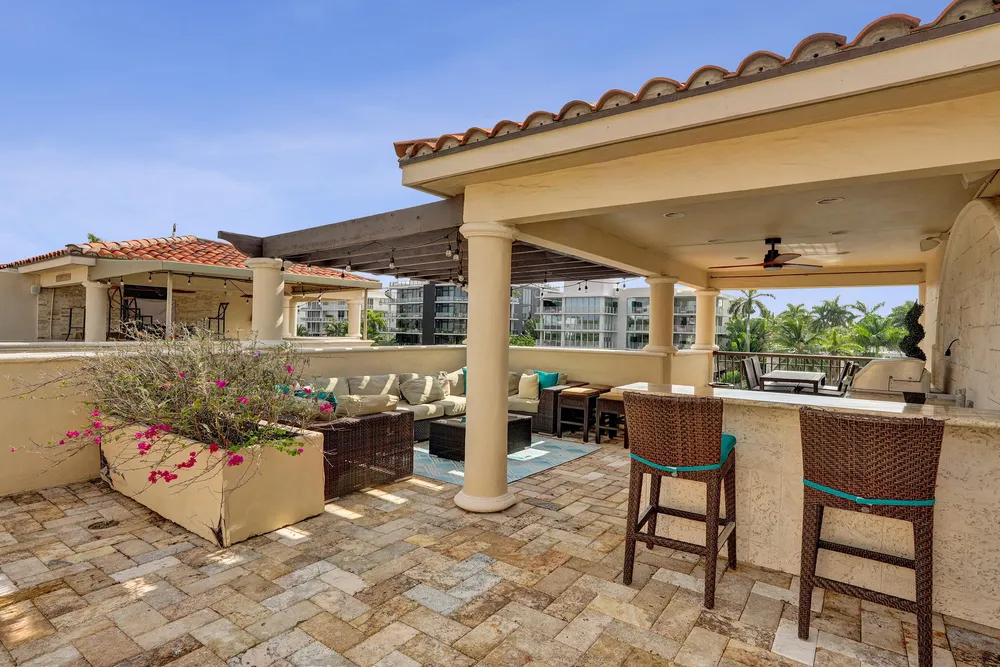 210 Hendricks Isle, Fort Lauderdale, FL 33301