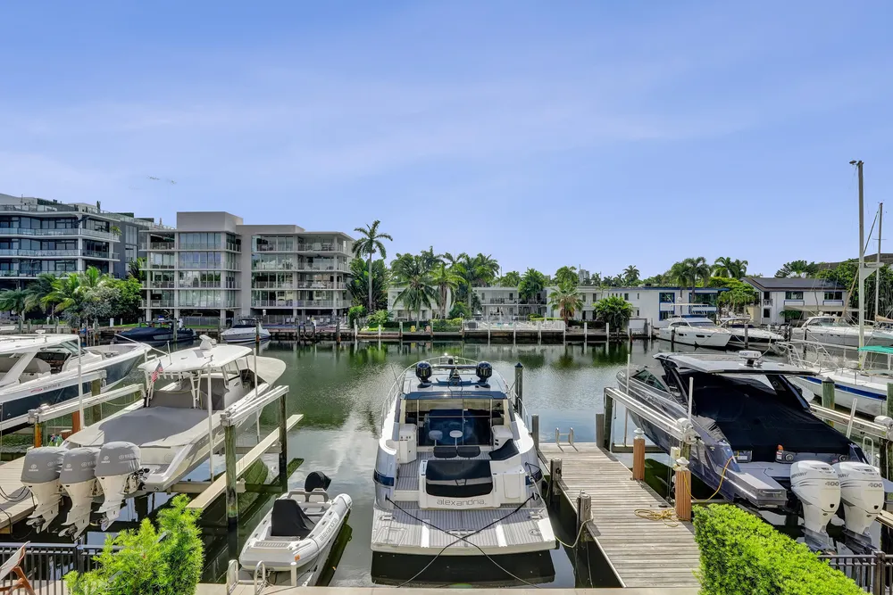 210 Hendricks Isle, Fort Lauderdale, FL 33301