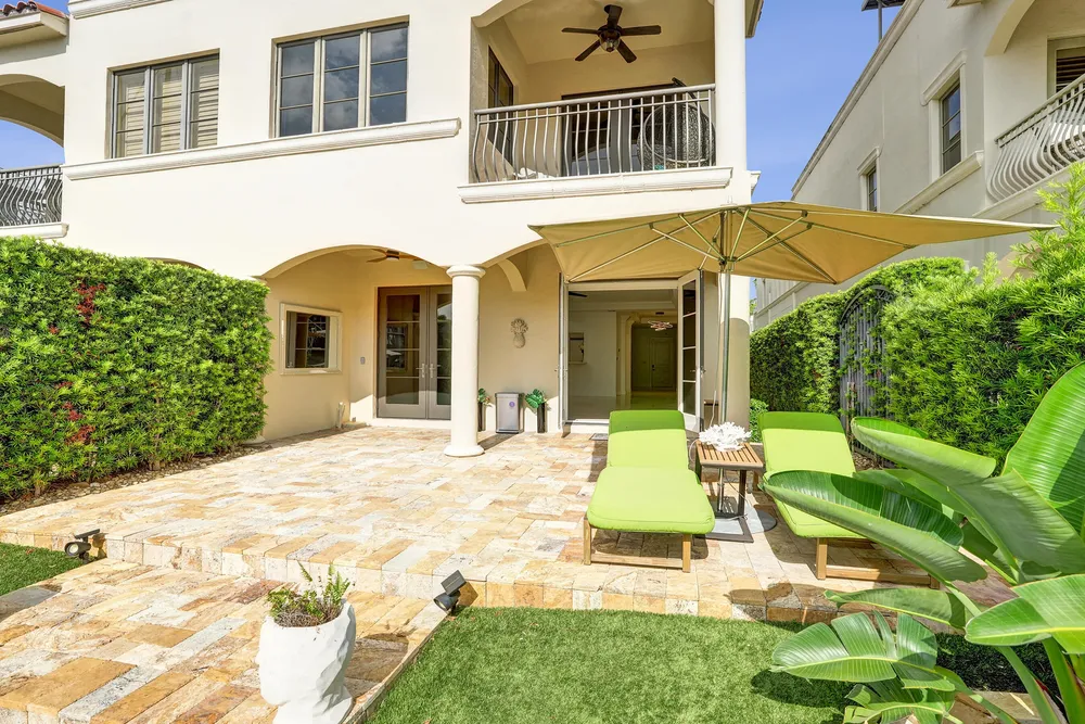 210 Hendricks Isle, Fort Lauderdale, FL 33301