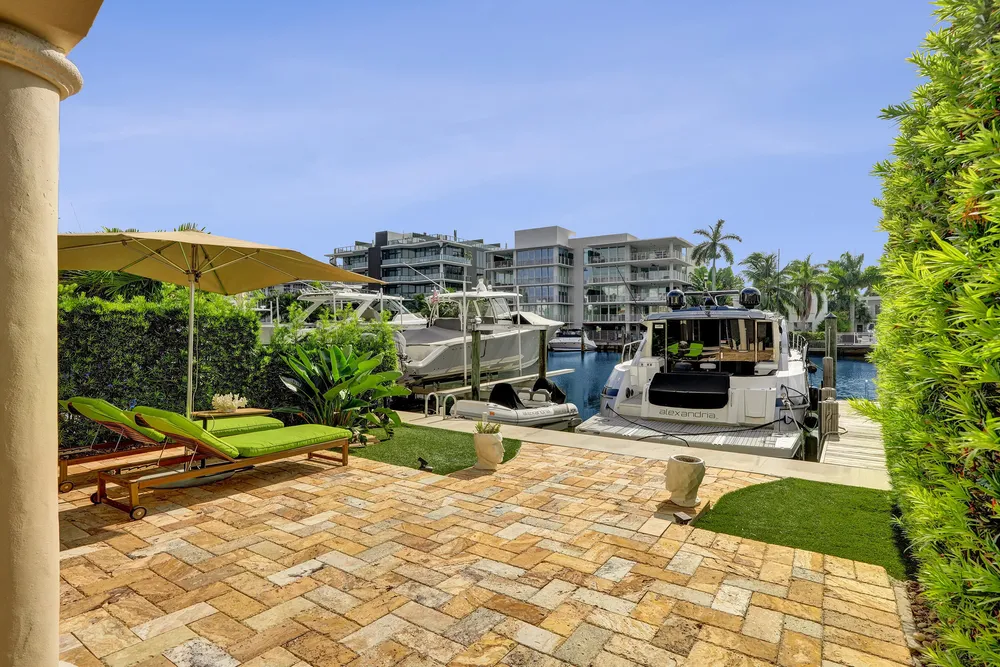 210 Hendricks Isle, Fort Lauderdale, FL 33301