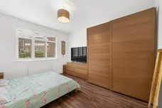 Windermere Avenue, LONDON