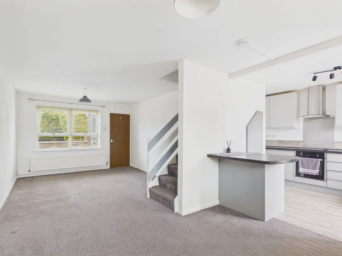 Harding Close, Boverton, CF61