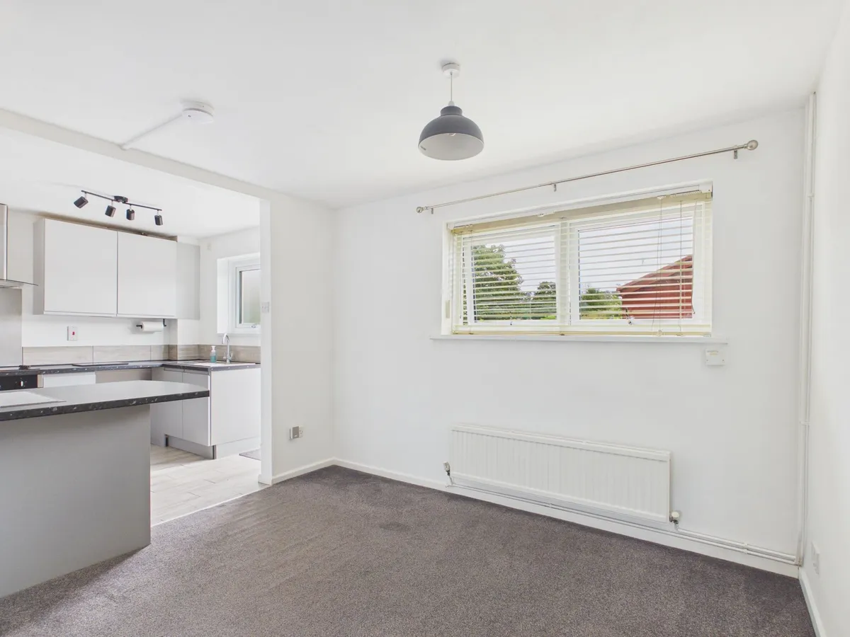 Harding Close, Boverton, CF61