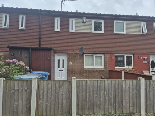Bodmin Close, Brookvale, RUNCORNphoto