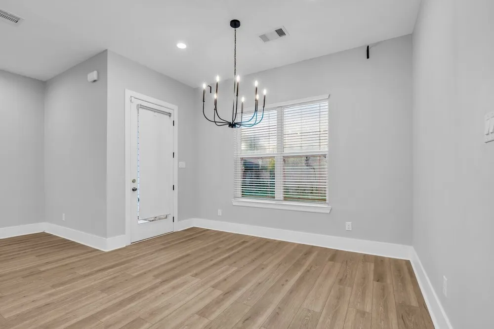 2627 Carmel St, Houston, TX 77091