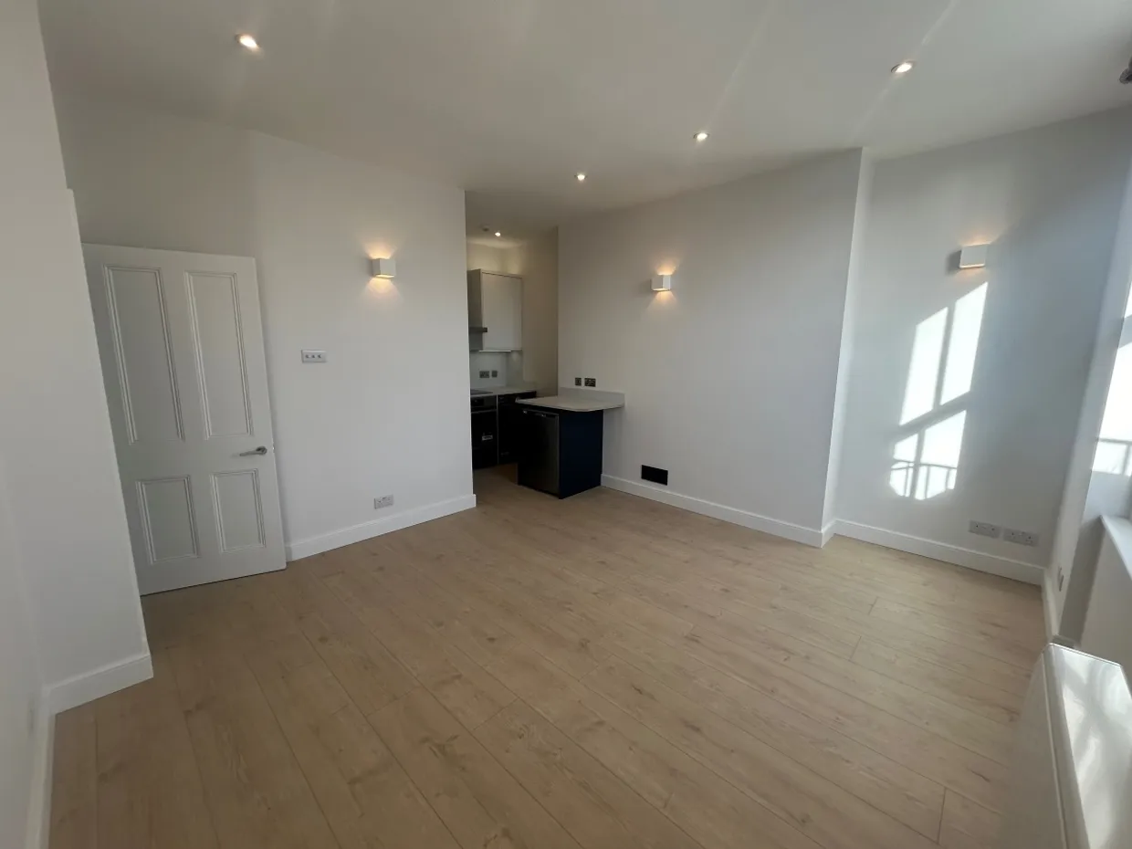 Lansdowne Place Hove BN3 photo 3