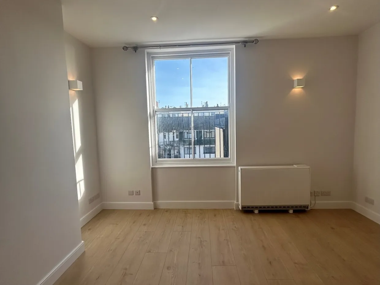 Lansdowne Place Hove BN3 photo 8