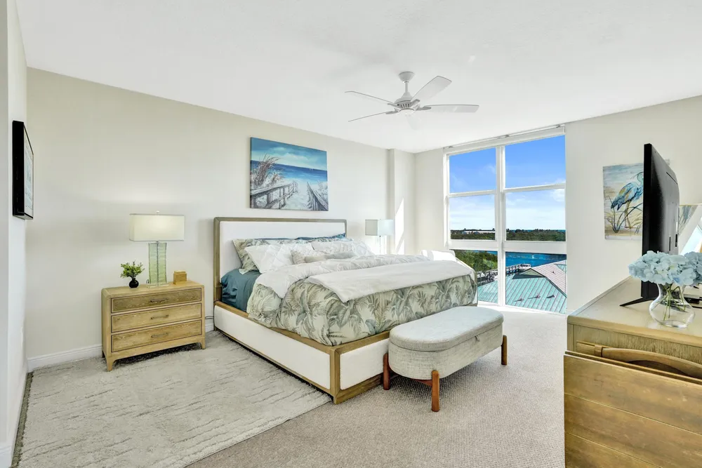 625 Casa Loma Blvd, Boynton Beach, FL 33435