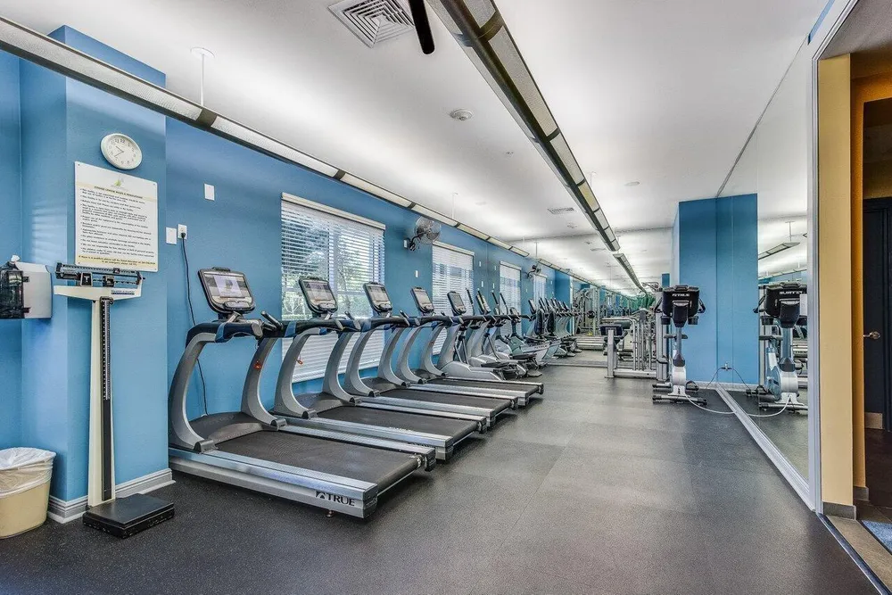 625 Casa Loma Blvd, Boynton Beach, FL 33435