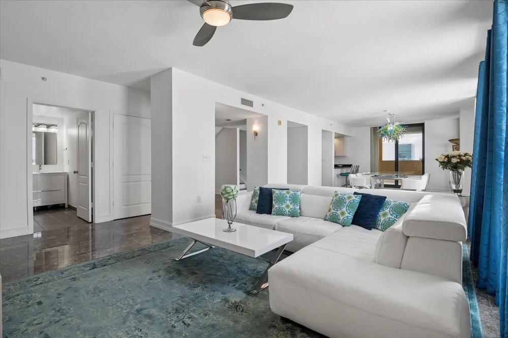 110 N Federal Hwy, Fort Lauderdale, FL 33301