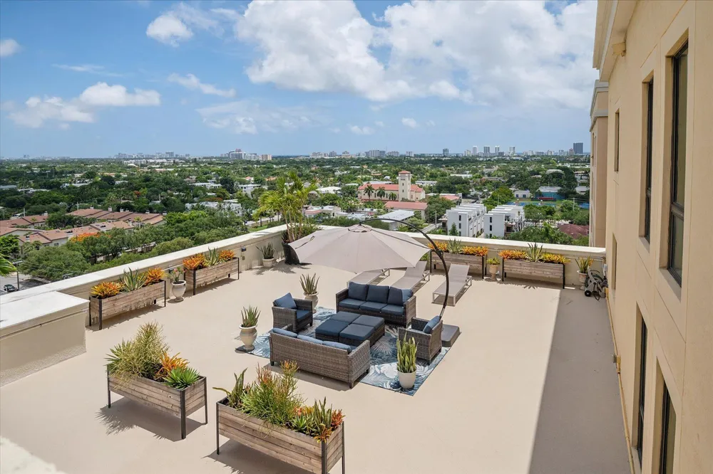 110 N Federal Hwy, Fort Lauderdale, FL 33301