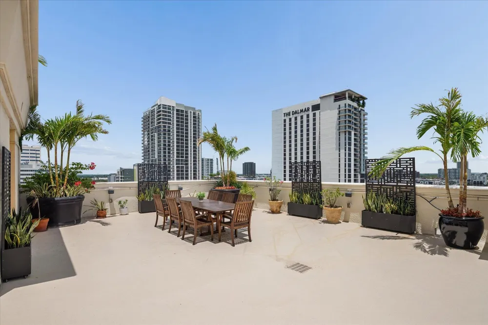 110 N Federal Hwy, Fort Lauderdale, FL 33301